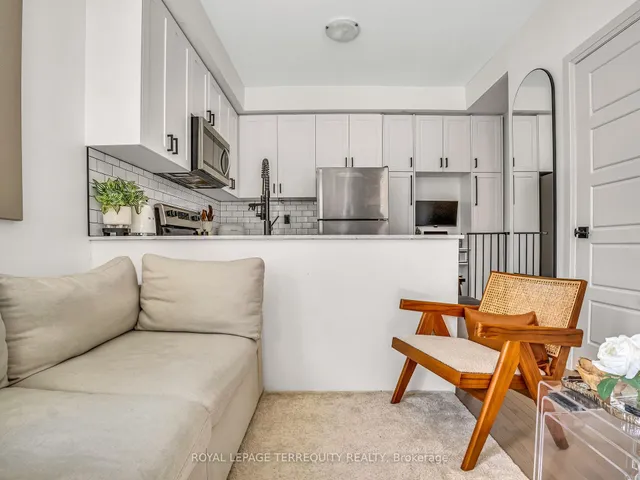 Additional image 31 of 715 Lawrence Ave Unit 23