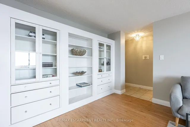 Additional image 20 of 2055 Upper Middle Rd Unit 306