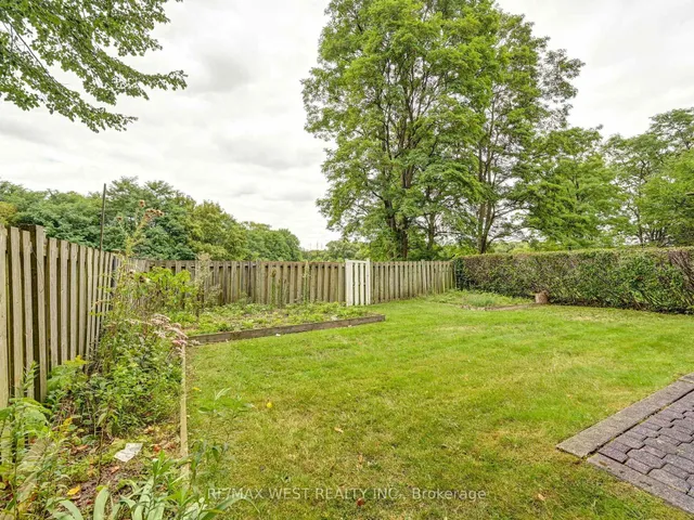 Additional image 28 of 22 Tandridge Cres Unit 808