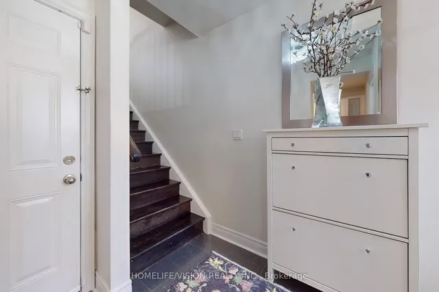 Additional image 40 of 89 Ruby Lang Lane