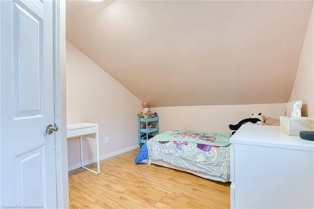 Additional image 22 of 279 Park St