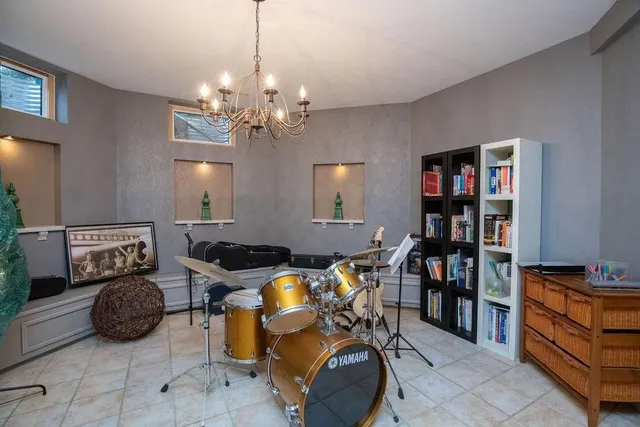 Additional image 37 of 51 Prestige Dr