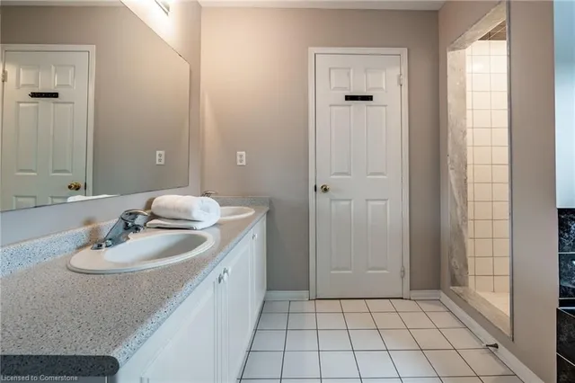 Additional image 25 of 13 Waterwheel Cres