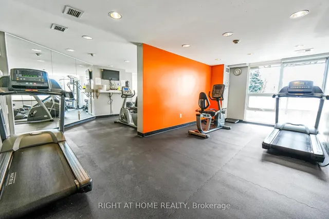 Additional image 27 of 18 Valley Woods Rd Unit 309