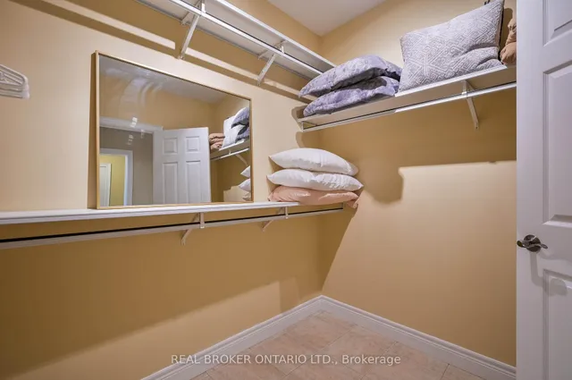 Additional image 37 of 22 Black Maple Cres