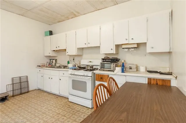 Additional image 20 of 227 Wellington St