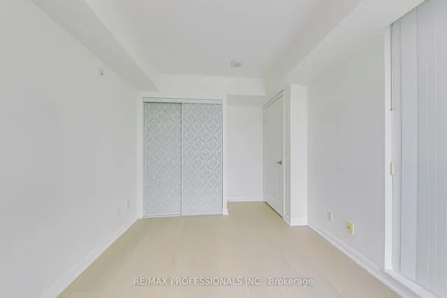 Additional image 31 of 215 Sherway Gardens Rd Unit 2001