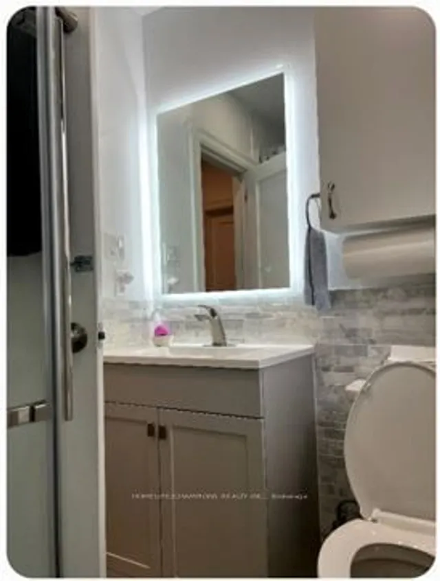 Additional image 19 of 436 Oakwood Ave