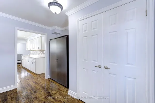 Additional image 26 of 37 Selkirk Ave