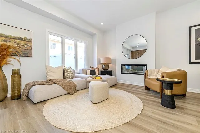 Additional image 8 of 205 Thames Way Unit 24