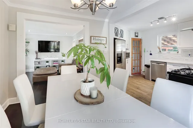 Additional image 14 of 6 BIRCHLEA Ave