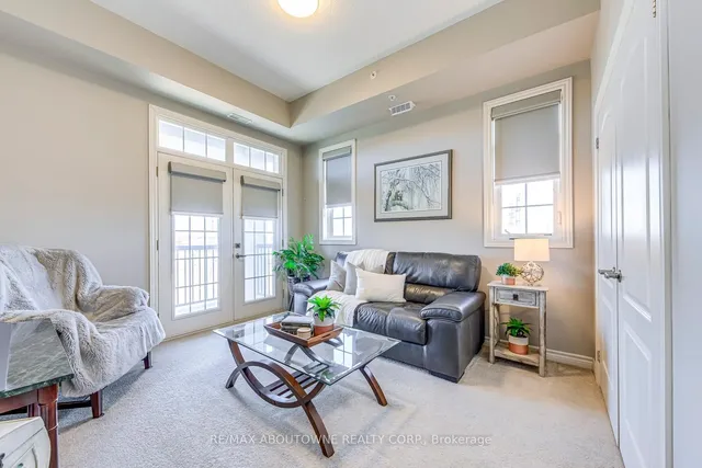 Additional image 31 of 1470 Main St Unit 401