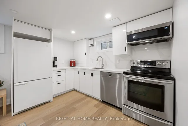 Additional image 25 of 63 Shippigan Cres