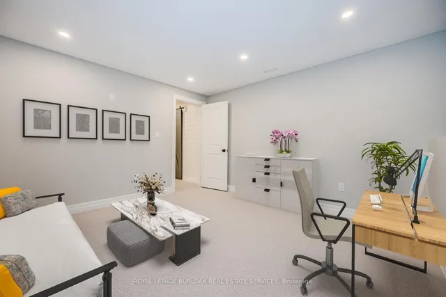 Additional image 31 of 6490 Panton St