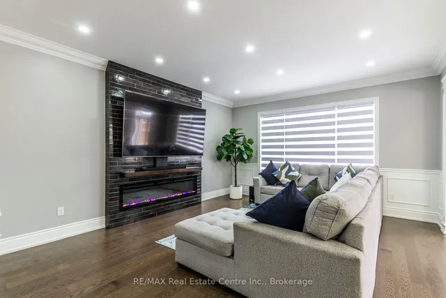 Additional image 9 of 616 Florencedale Cres