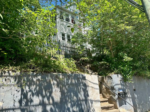 580 Van Duzer St, Staten Island, NY 10304