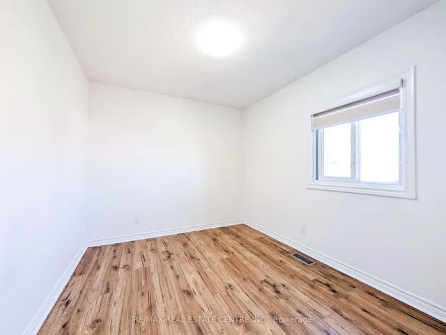 Additional image 4 of 187 DAIMLER Dr