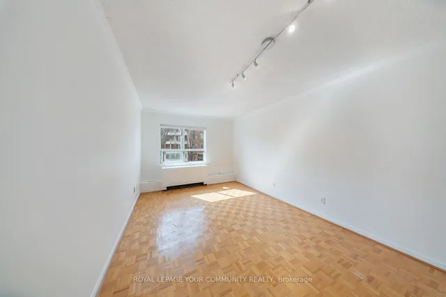 Additional image 16 of 928 Millwood Rd Unit 306