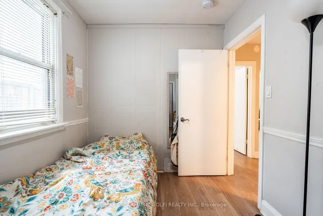 Additional image 14 of 124 WHITNEY Ave