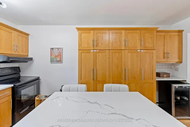 Additional image 7 of 51 CAROGA Crt Unit 3