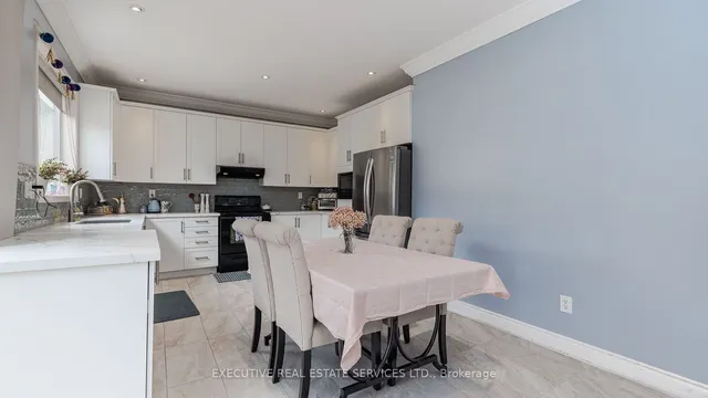 Additional image 15 of 1129 Meighen Way