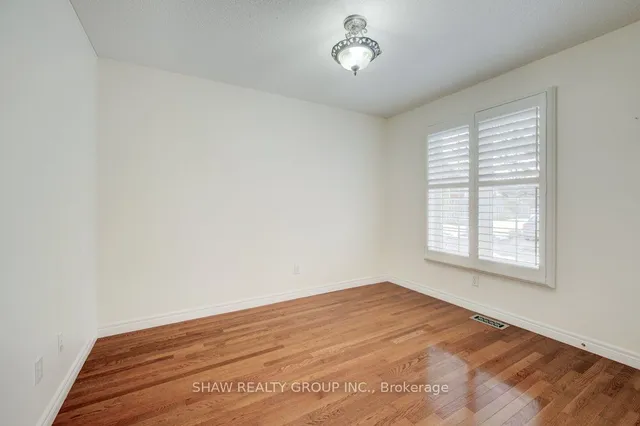 Additional image 8 of 243 Fennell Ave