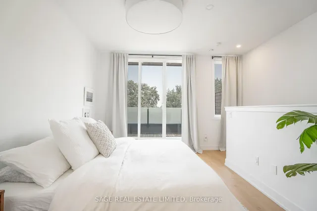 Additional image 23 of 38 Perth Ave