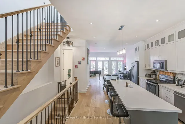 Additional image 8 of 176 Leyton Ave
