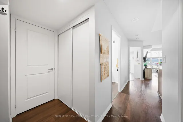 Additional image 21 of 35 Bastion St Unit 825