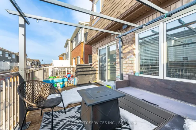 Additional image 40 of 14 Allium Rd