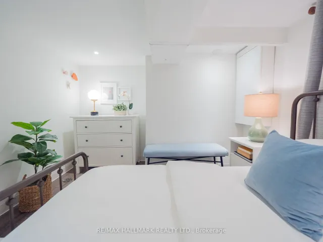 Additional image 45 of 163 Browning Ave