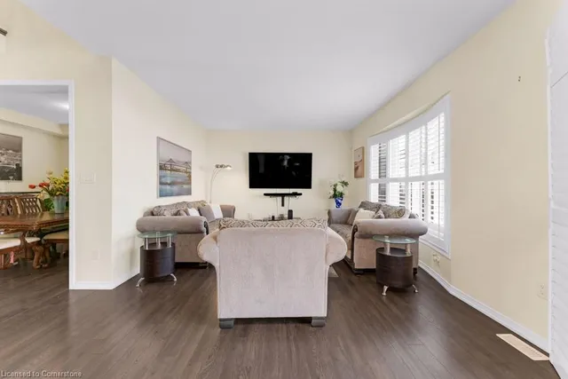 Additional image 11 of 71 Cook St