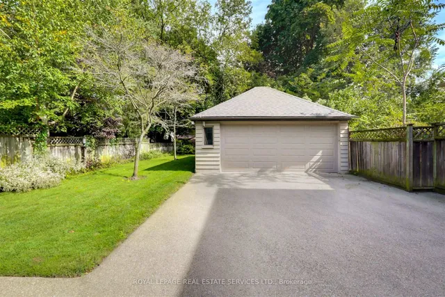 Additional image 36 of 51 Wendover Rd