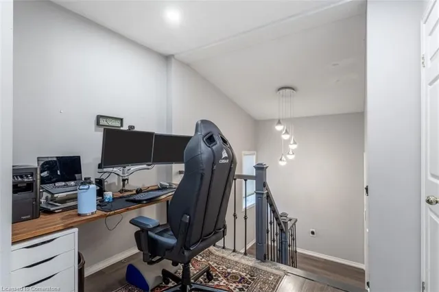 Additional image 17 of 179 Highbury Dr