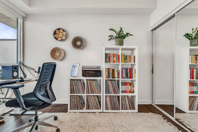 Additional image 26 of 33 Bay St Unit 2708