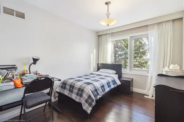 Additional image 13 of 858 Trinity Rd