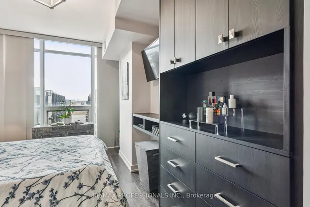 Additional image 14 of 8 Fieldway Rd Unit 303