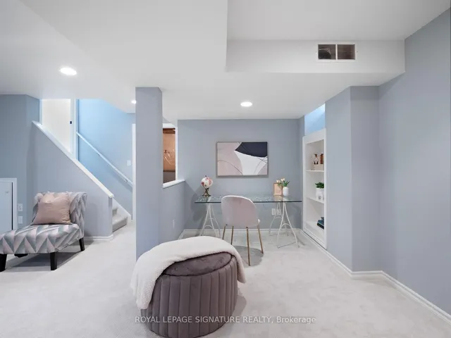 Additional image 34 of 15 Eastport Dr