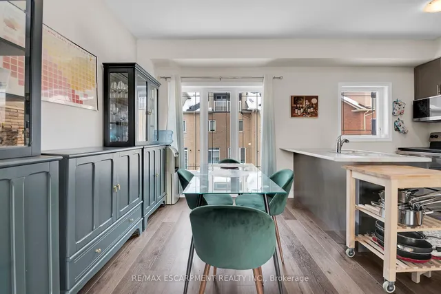 Additional image 13 of 19 Picardy Dr Unit 8