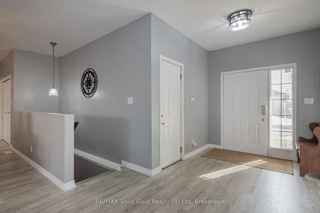 Additional image 5 of 900 Doon Village Rd Unit 12