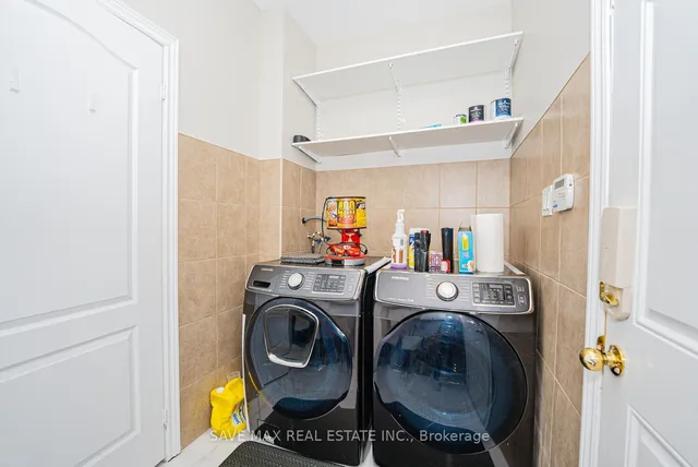 Additional image 17 of 27 Messina Ave