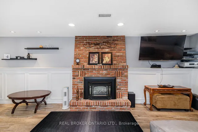 Additional image 26 of 647 Tomahawk Cres