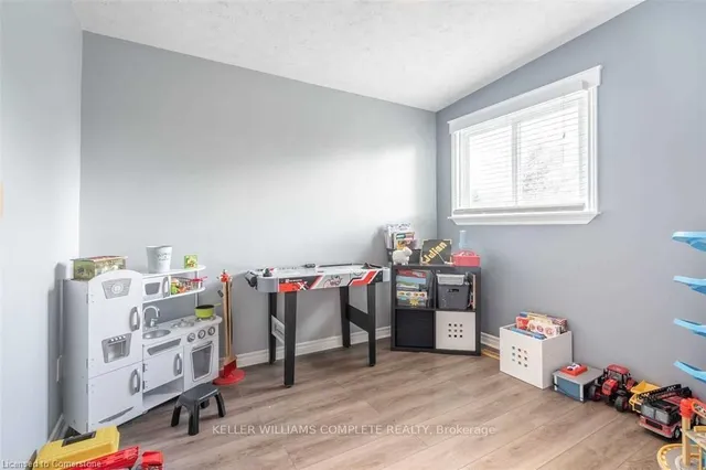 Additional image 14 of 69 Ronaldshay Ave