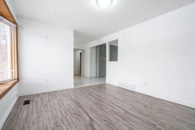 Additional image 8 of 19 Winthrop Pl