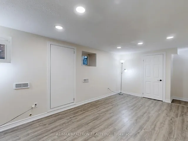 Additional image 35 of 33 Angus Dr