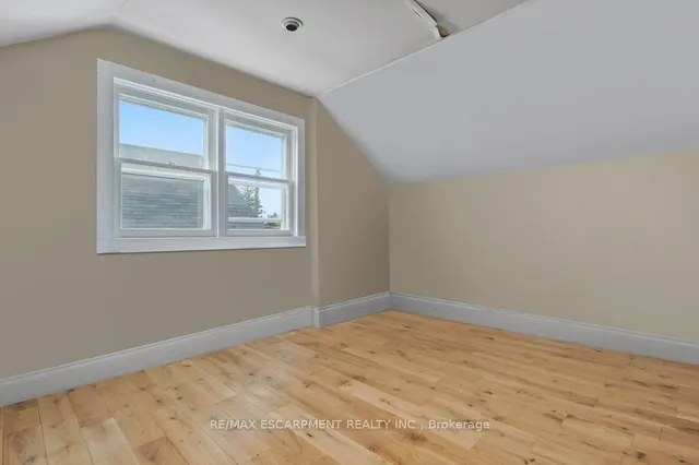 Additional image 34 of 45 EAST 13TH St