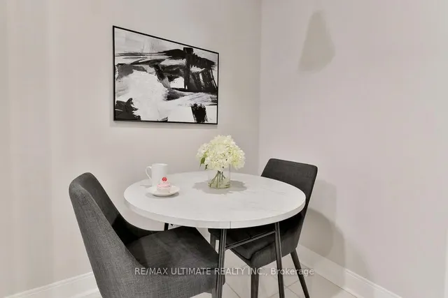 Additional image 10 of 330 Village Green Sq Unit TH 06