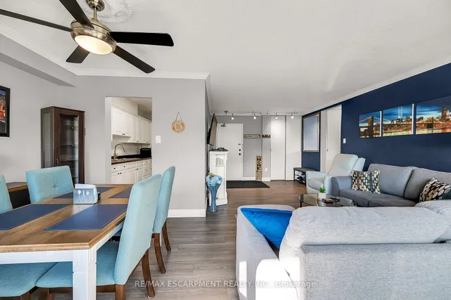 Additional image 11 of 1966 MAIN St Unit 502