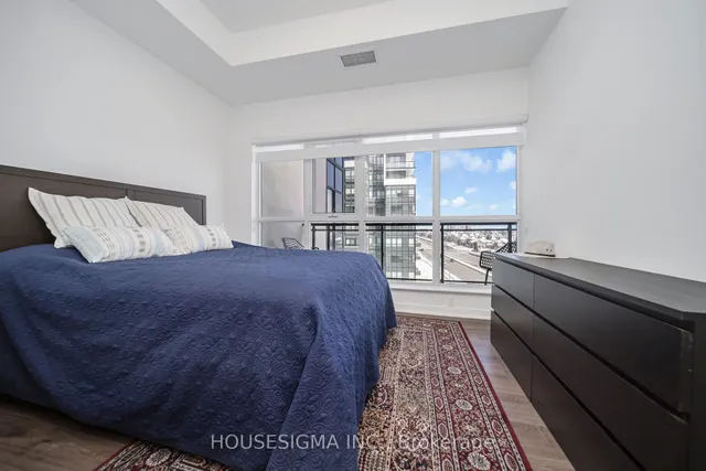 Additional image 32 of 405 Dundas St Unit 526