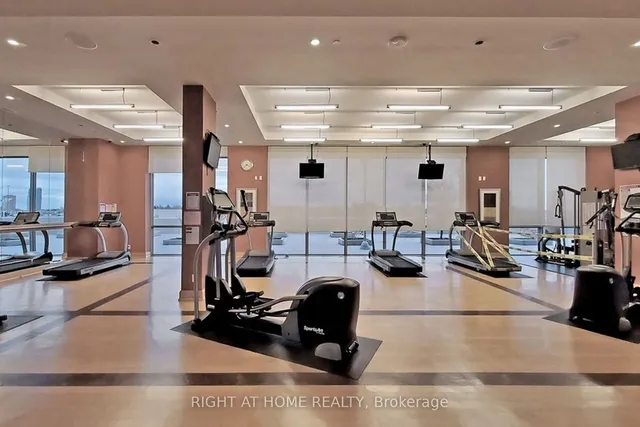 Additional image 23 of 181 Village Green Sq Unit 1218